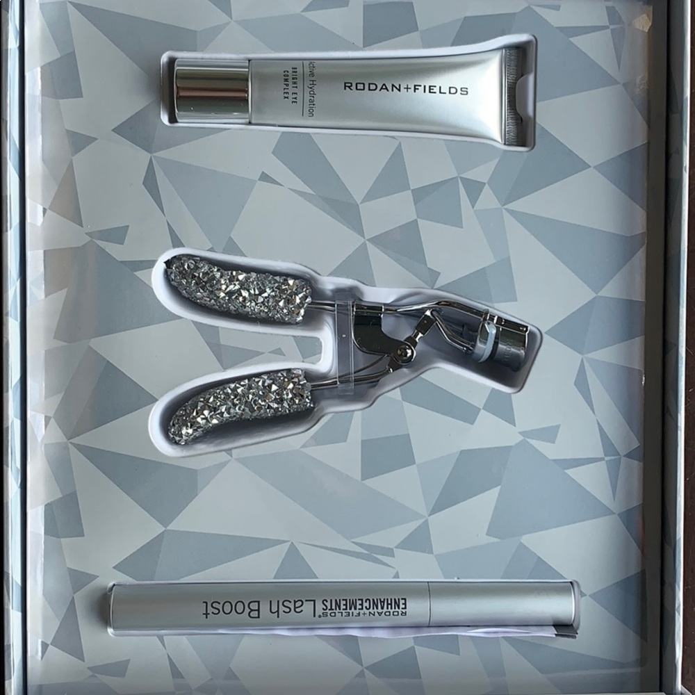 Rodan + Fields Lash Curler